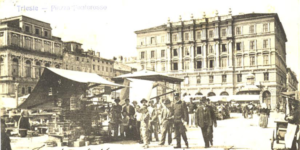 Piazza Ponterosso